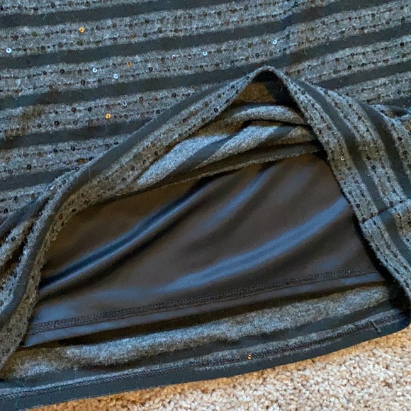 Express grey and black sequin dress-size M - Picture 5 of 5
